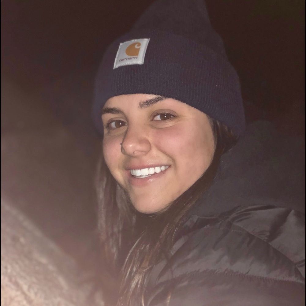 Meet your Posher, Michaela